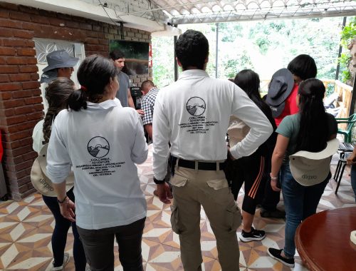 Colombia Adventure apoya el Desarrollo Humano y Organizacional con experiencias que convocan al trabajo en equipo.